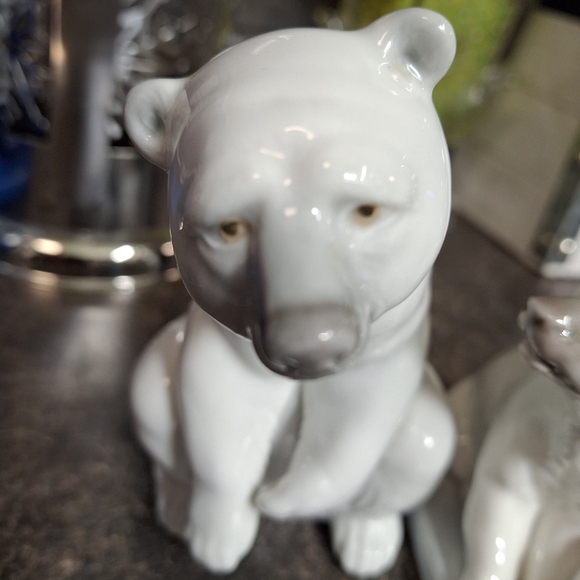 Set of 2 Lladro Polar Bears. About 5" Tall - Picture 4 of 13